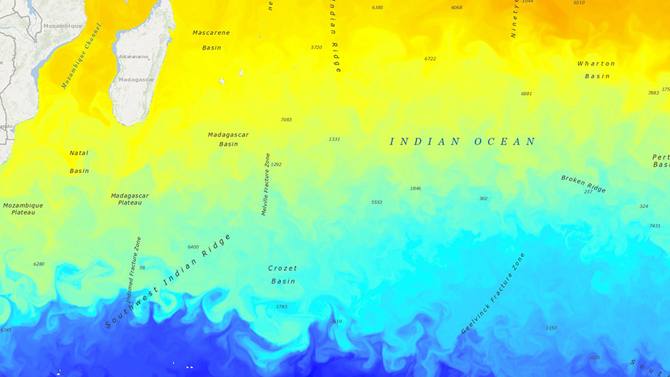 A map of the Indian Ocean shows sea water temperature in a blue, yellow, and orange gradient